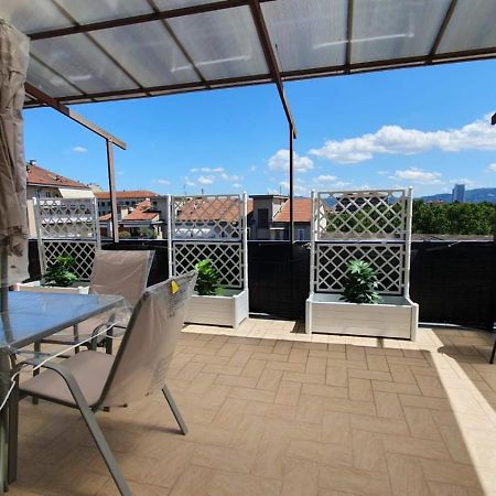 Appartamento Tiziana Attico E Terrazzo Torino Esterno foto