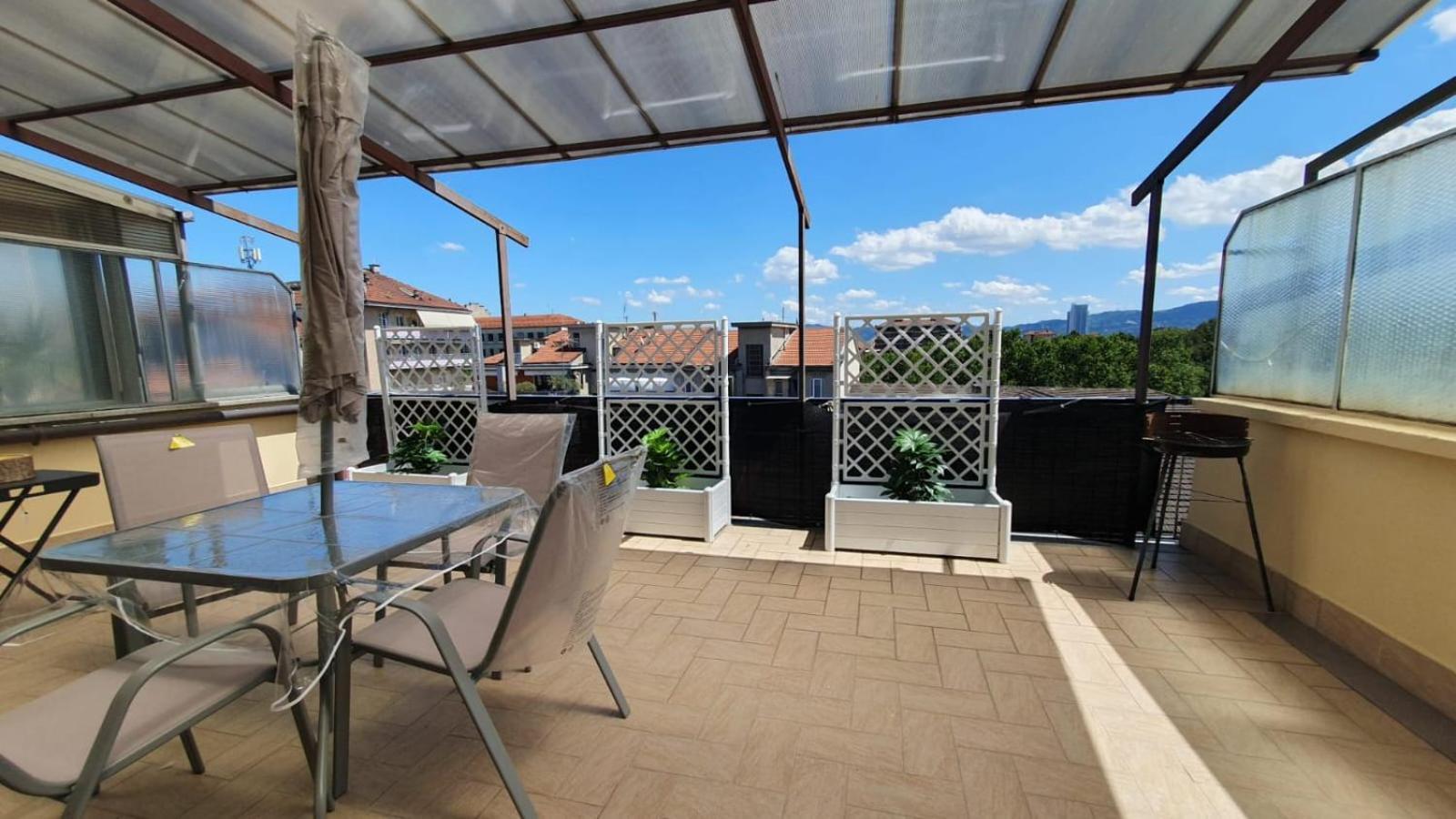 Appartamento Tiziana Attico E Terrazzo Torino Esterno foto