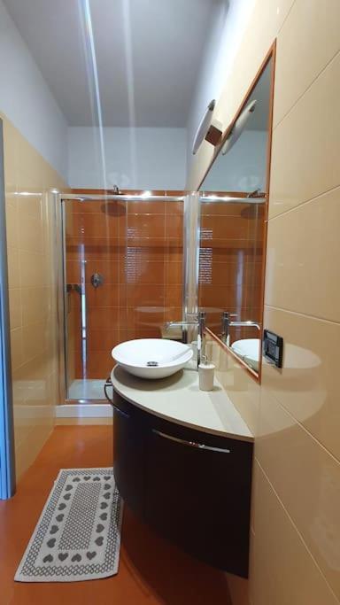 Appartamento Tiziana Attico E Terrazzo Torino Esterno foto