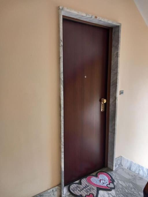 Appartamento Tiziana Attico E Terrazzo Torino Esterno foto
