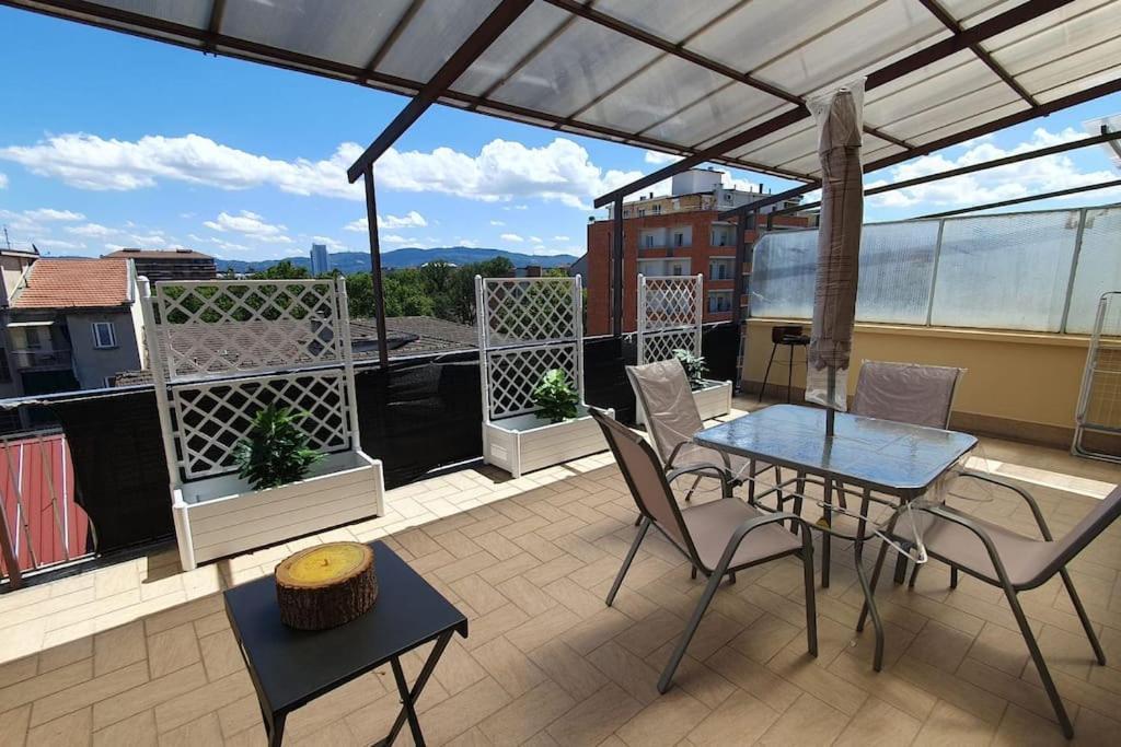 Appartamento Tiziana Attico E Terrazzo Torino Esterno foto